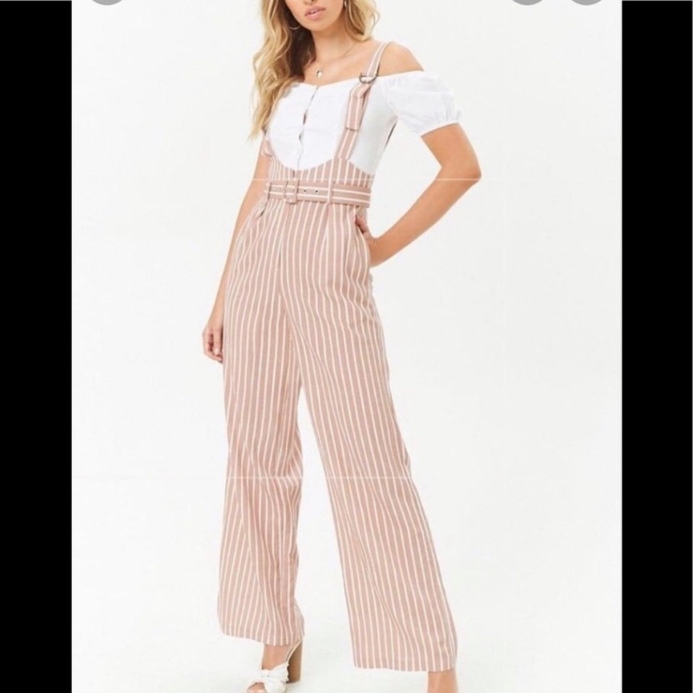 BOGO❗️High waisted wide leg overall striped pants
